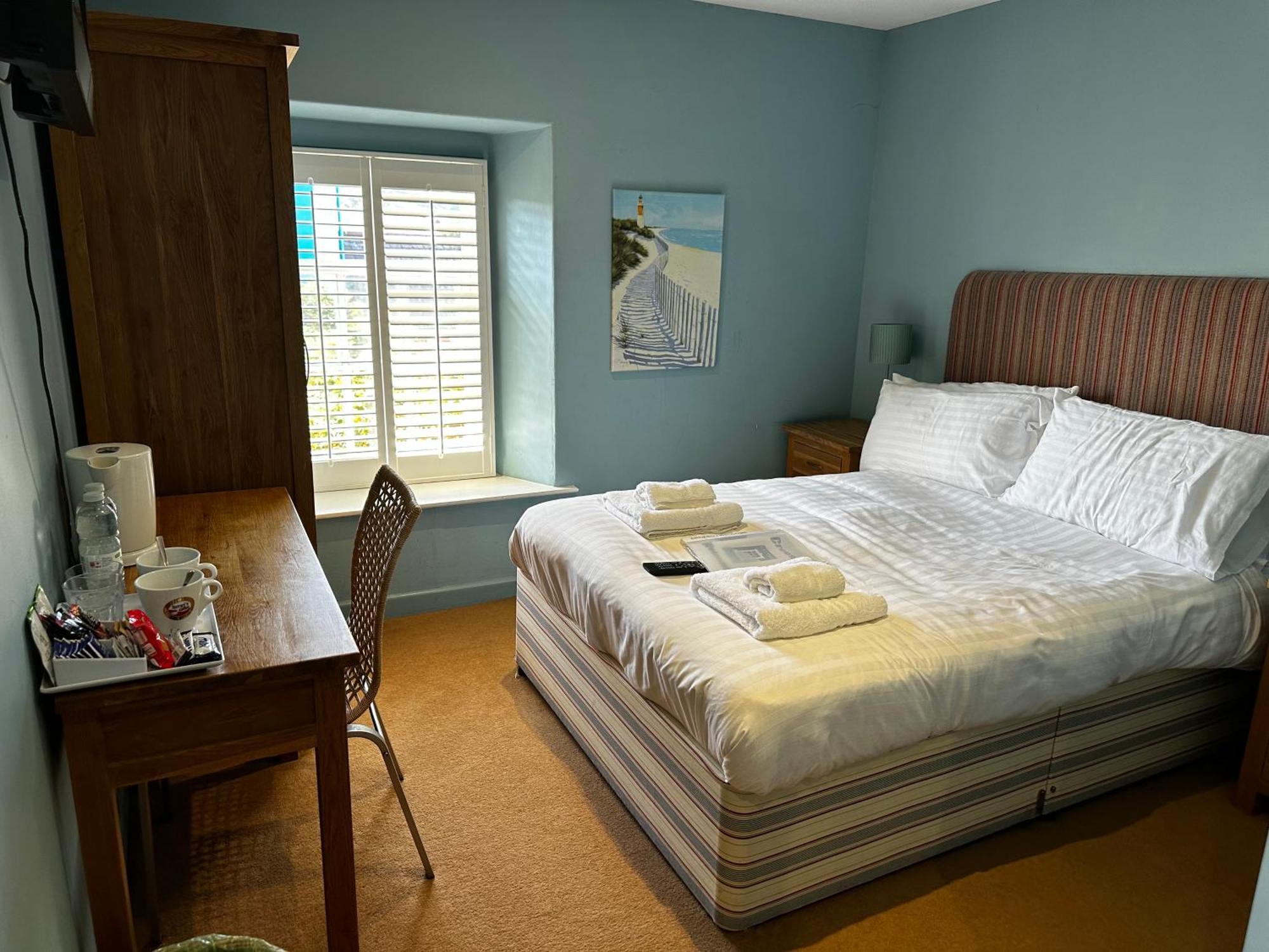 Castle Hotel Aberaeron Dış mekan fotoğraf